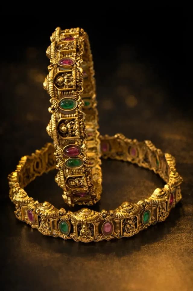 ANTIQUE BANGLE // ஆன்ட்டிக்  வளையல்-1